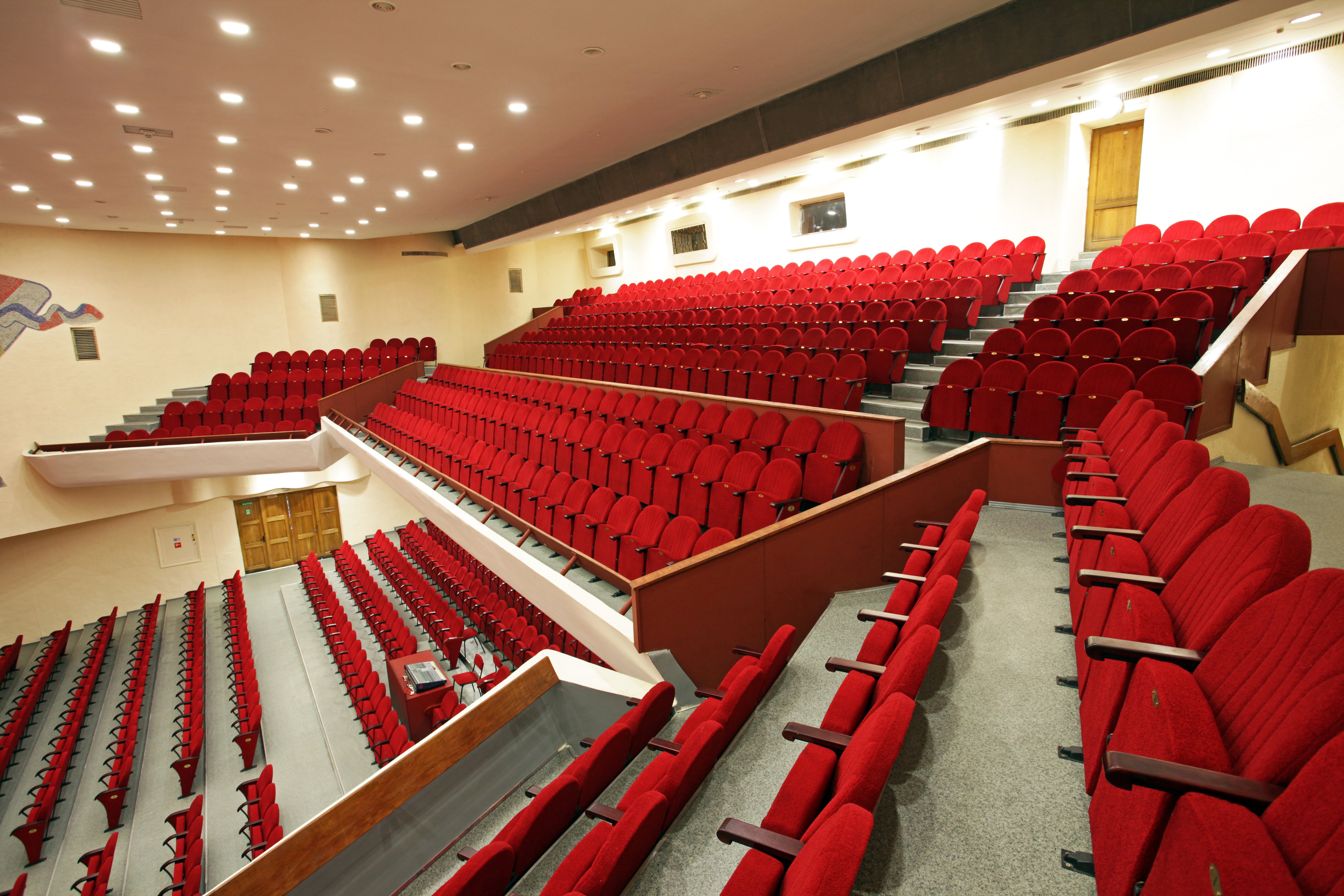 Концертный зал ДКЖ Новосибирск
